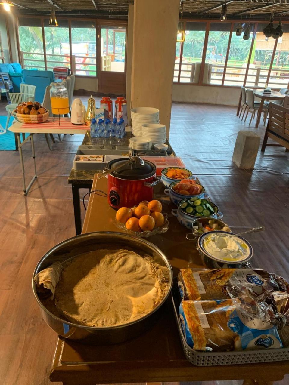 بيت نُزل السلام Bait Salam Inn Al Ḩamrāʼ エクステリア 写真